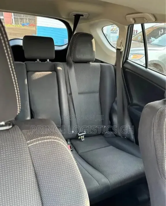 Toyota RAV4 XLE AWD (2.5L 4cyl 6A) 2017 Matt Black