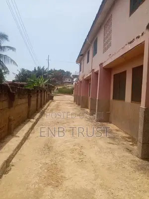 20bdrm Apartment in Last Stop for sale