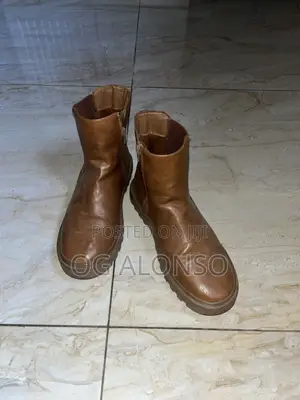 Brown Lovely Boots(BLB)