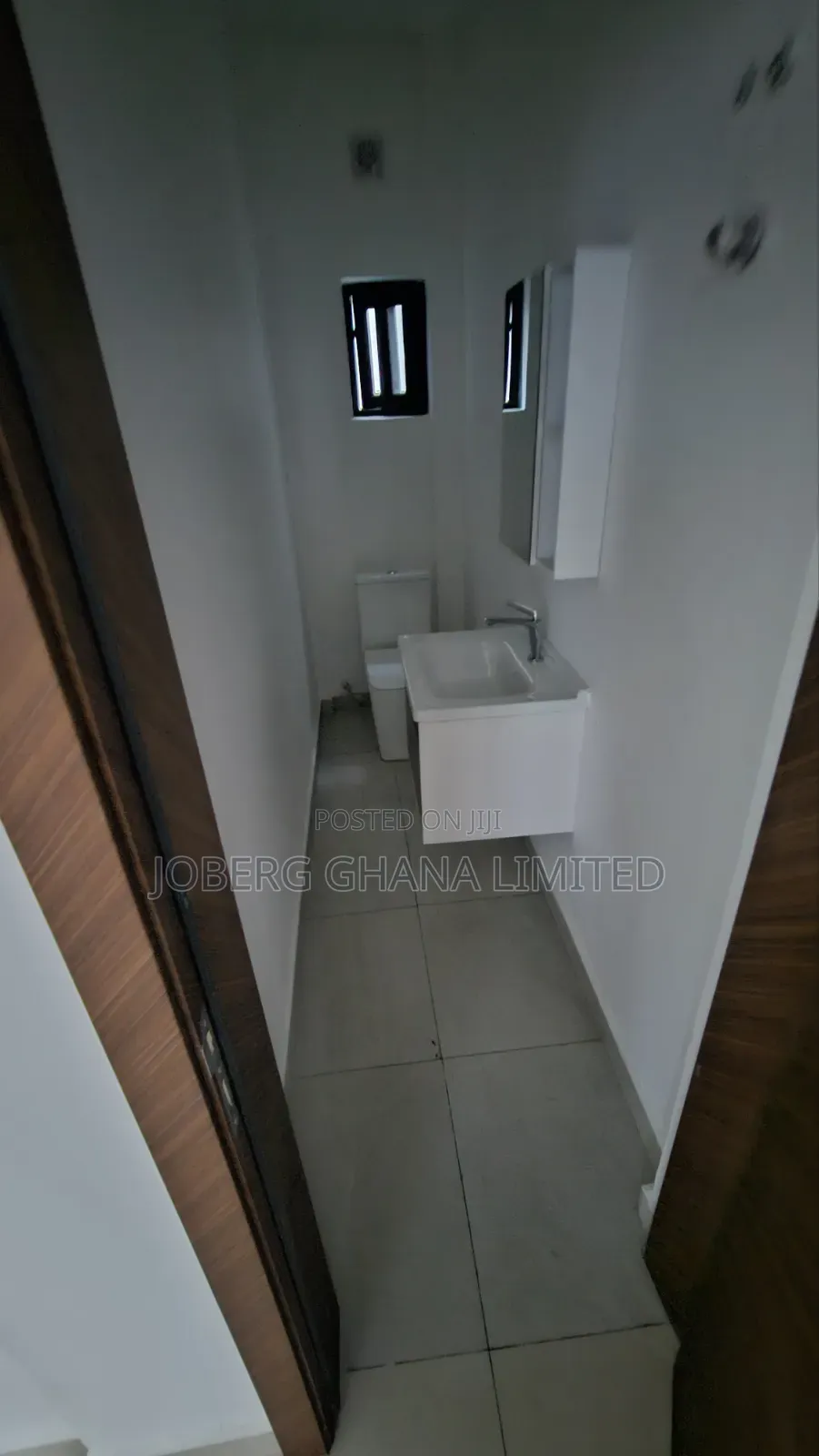 2bdrm Apartment in US Embassy Area for sale