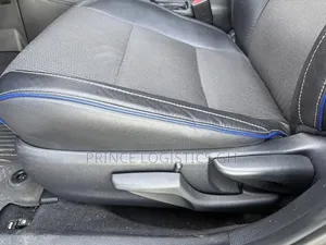 Toyota Corolla LE (1.8L 4cyl 2A) 2018 Brown