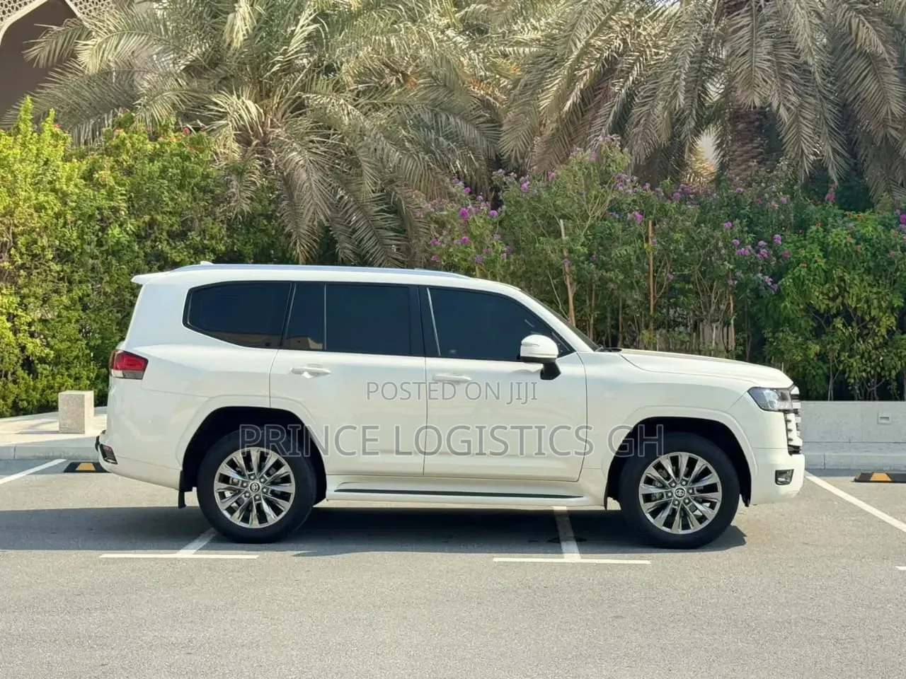 New Toyota Land Cruiser LC300 2024 Off white