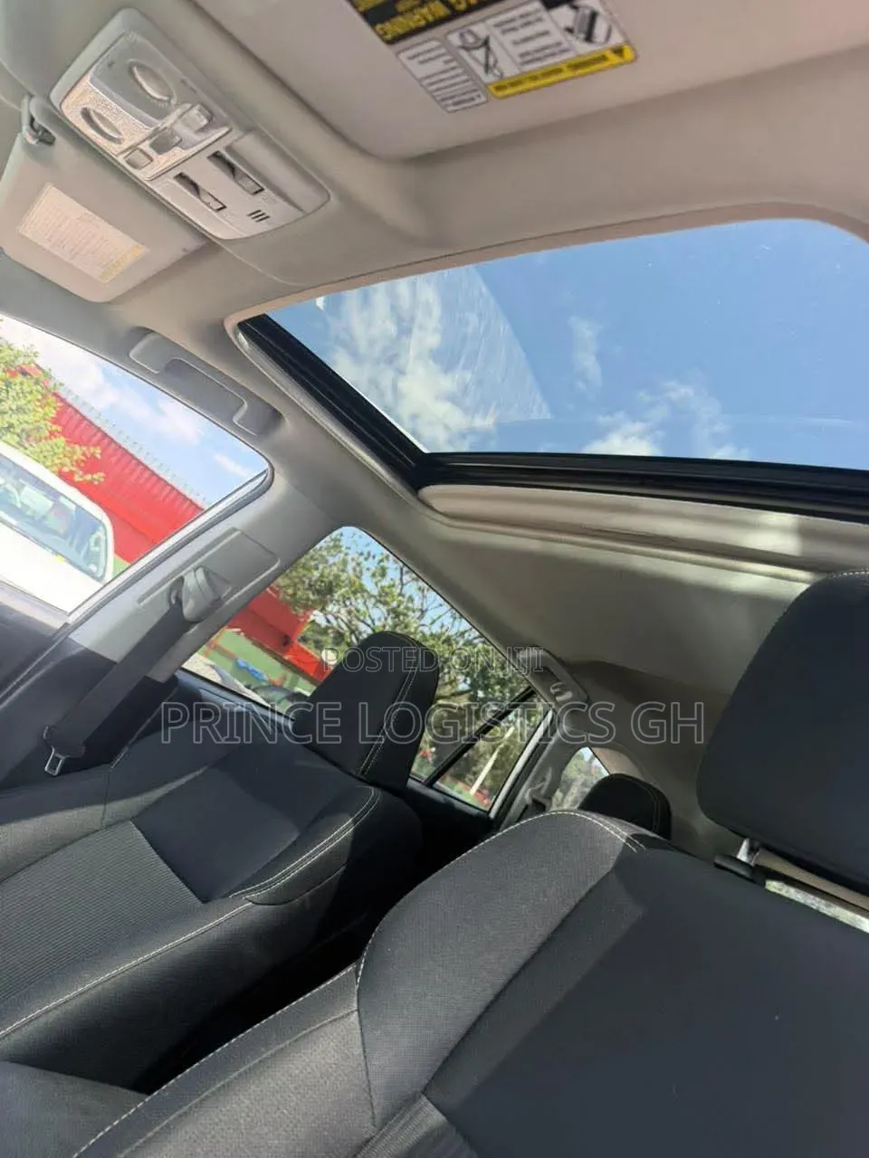 Toyota RAV4 XLE AWD (2.5L 4cyl 6A) 2013 White