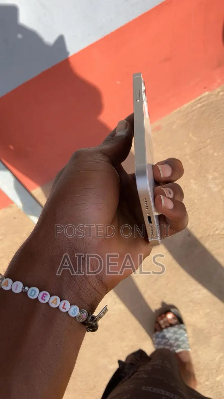 Apple iPhone 12 64 GB White