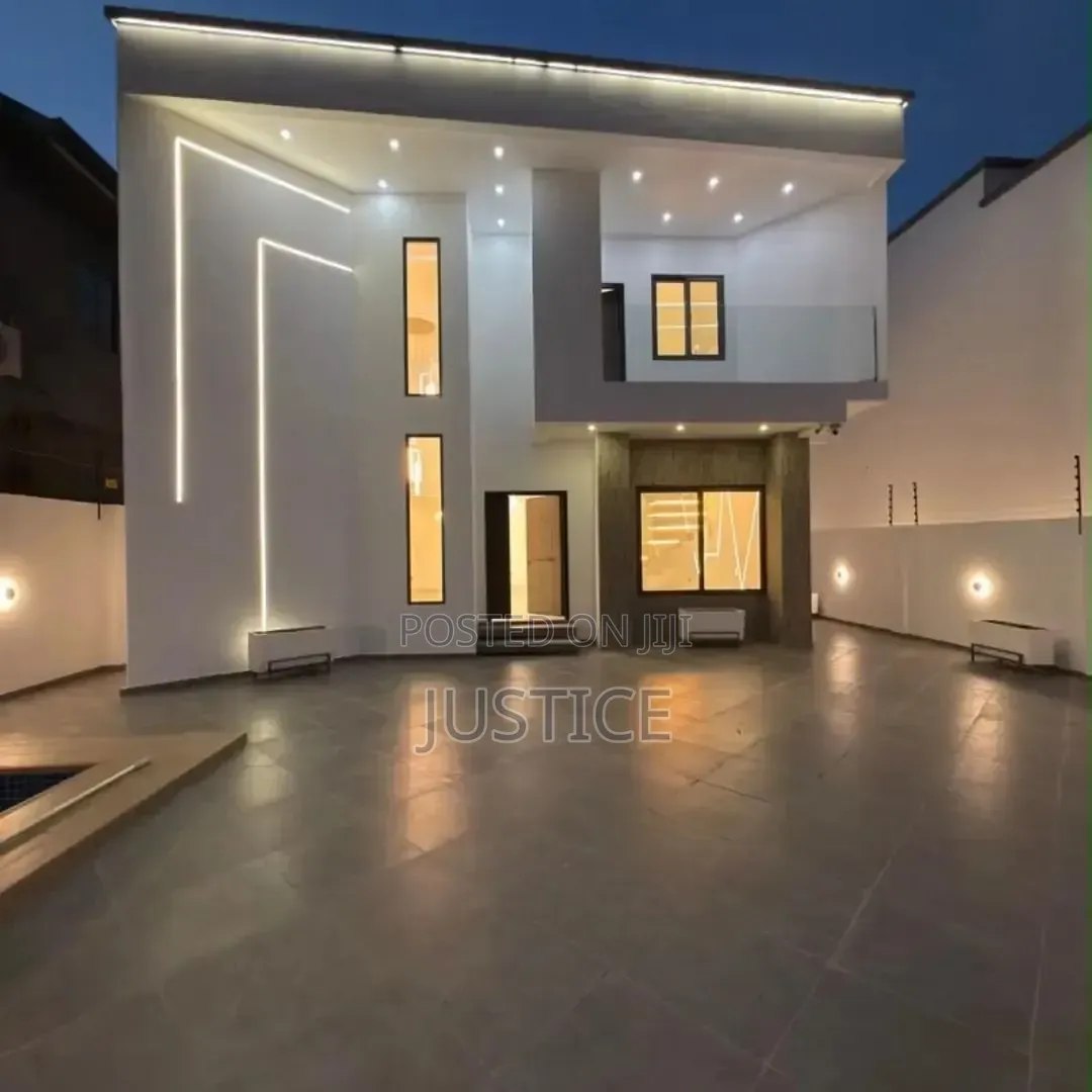 4bdrm House in Ashaley Botwe, School Junction for rent