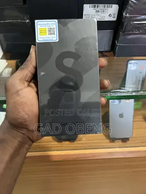 New Samsung Galaxy S22 5G 128 GB Black