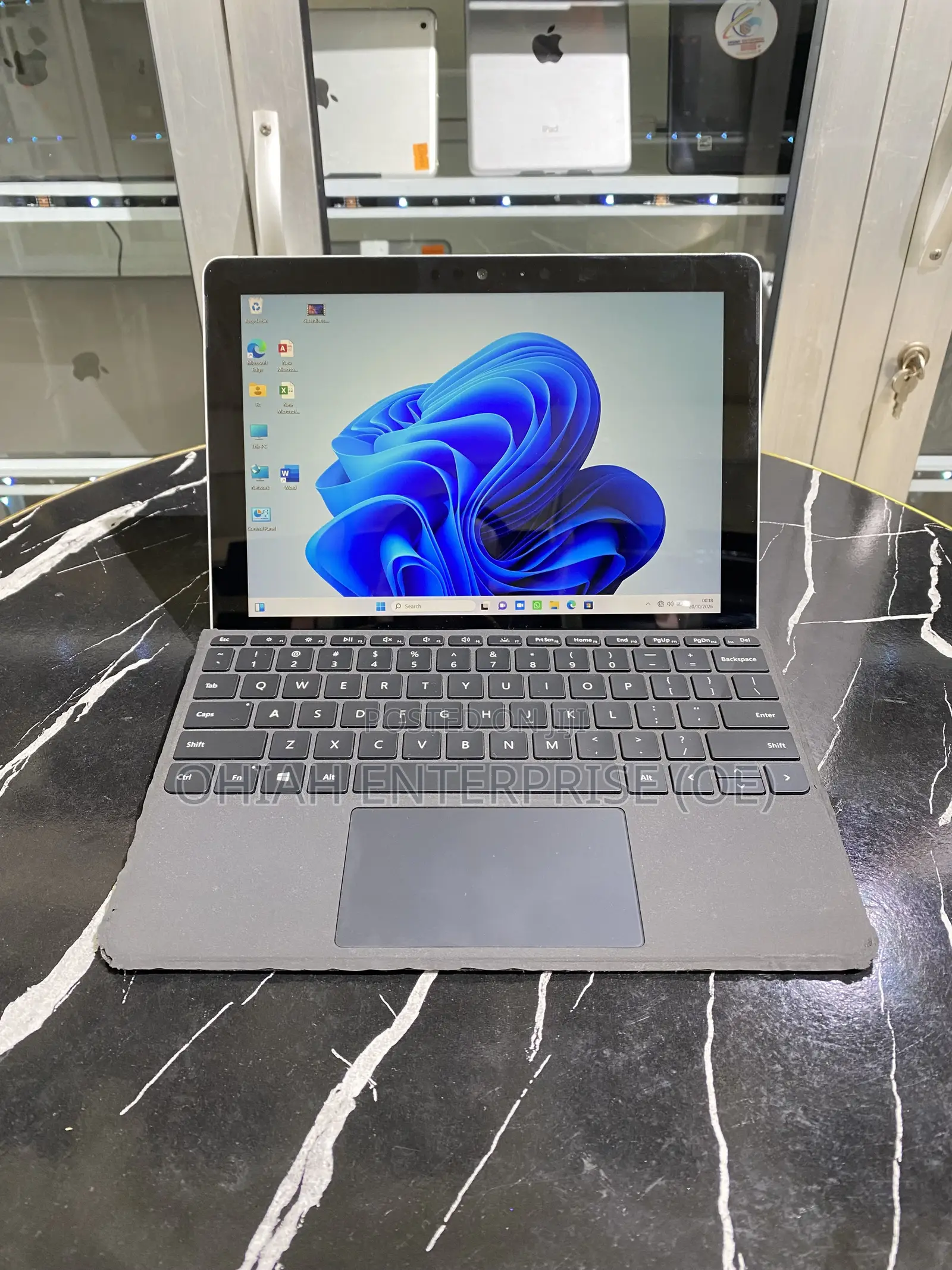 Laptop Microsoft Surface Go 8GB Intel Pentium SSD 128GB