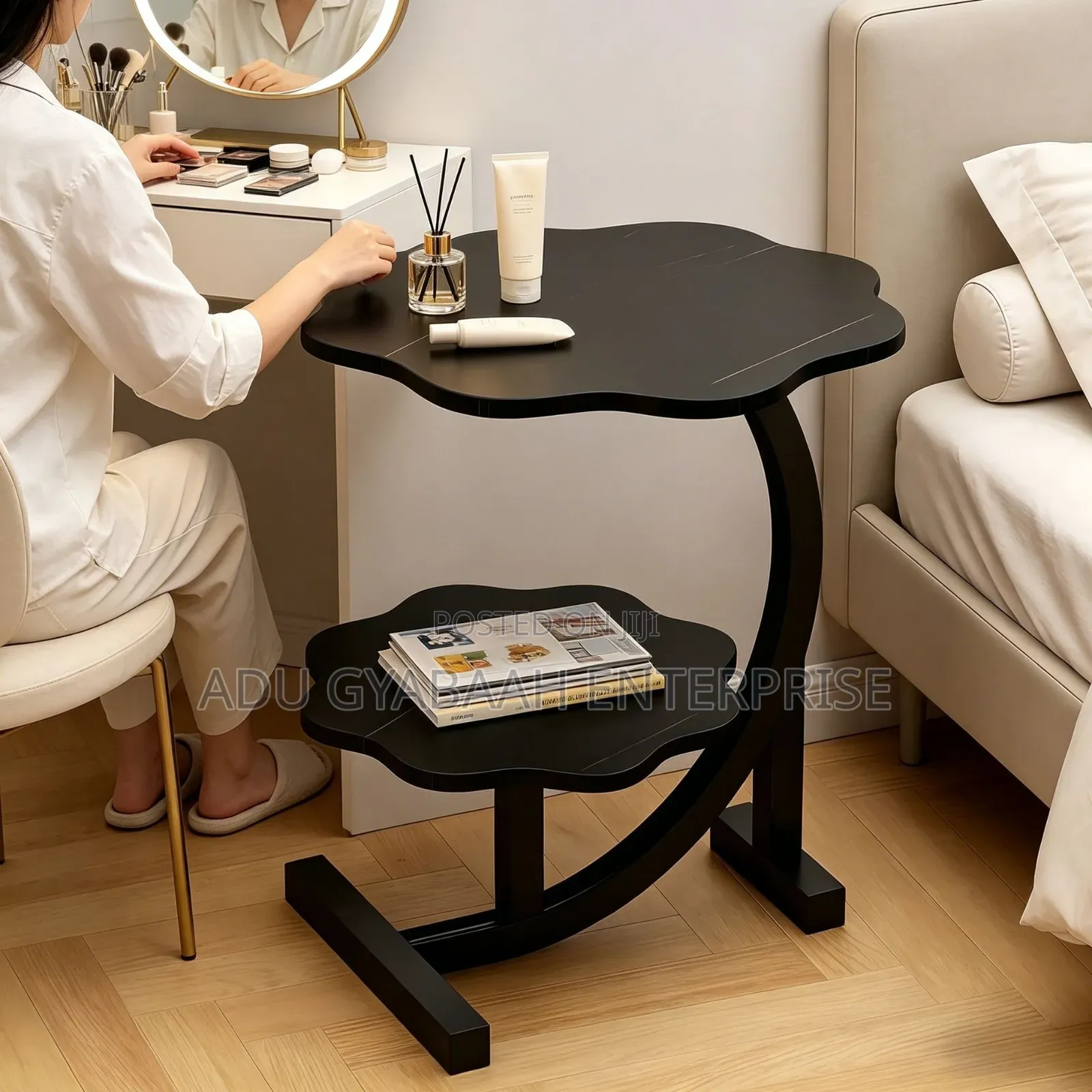 2-Tier Flower-Shaped Side Table / Tea Table