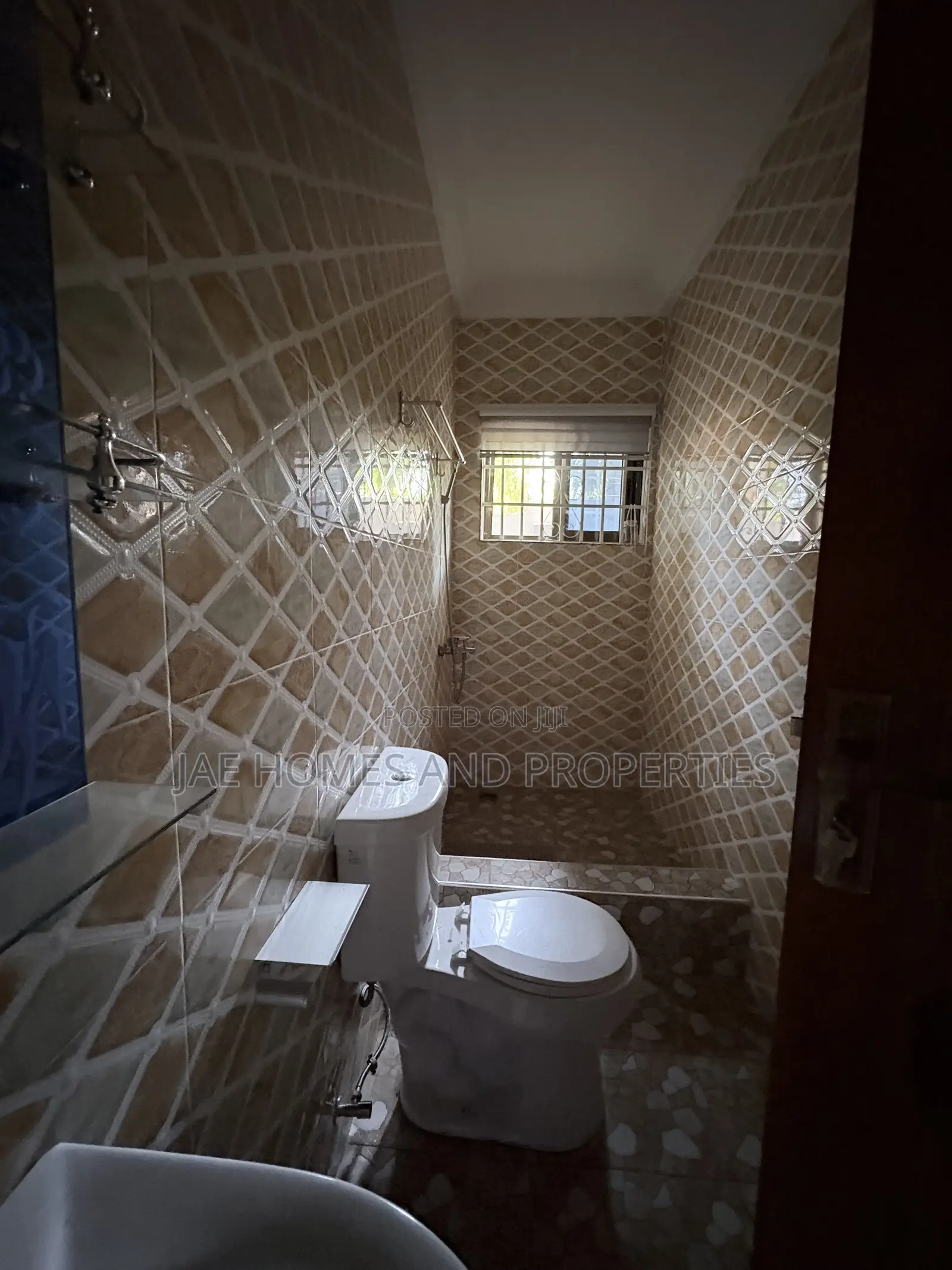 2bdrm Apartment in Old Barrier for rent