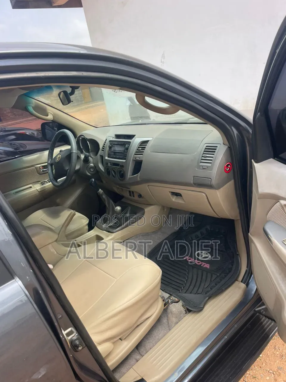 Toyota Fortuner 2011 Gray