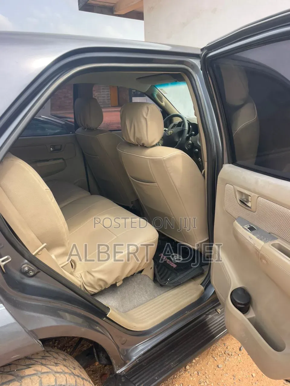 Toyota Fortuner 2011 Gray