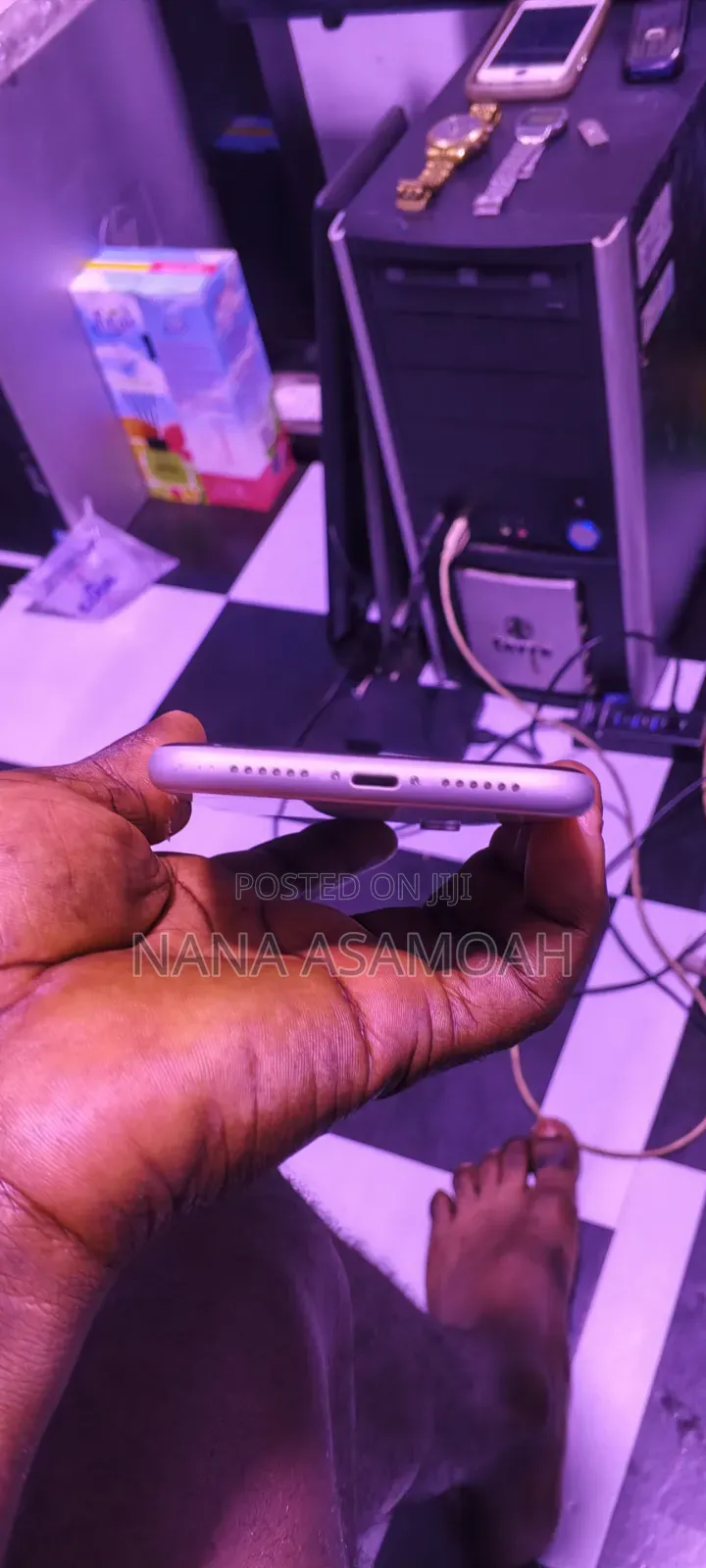 Apple iPhone XR 64 GB White