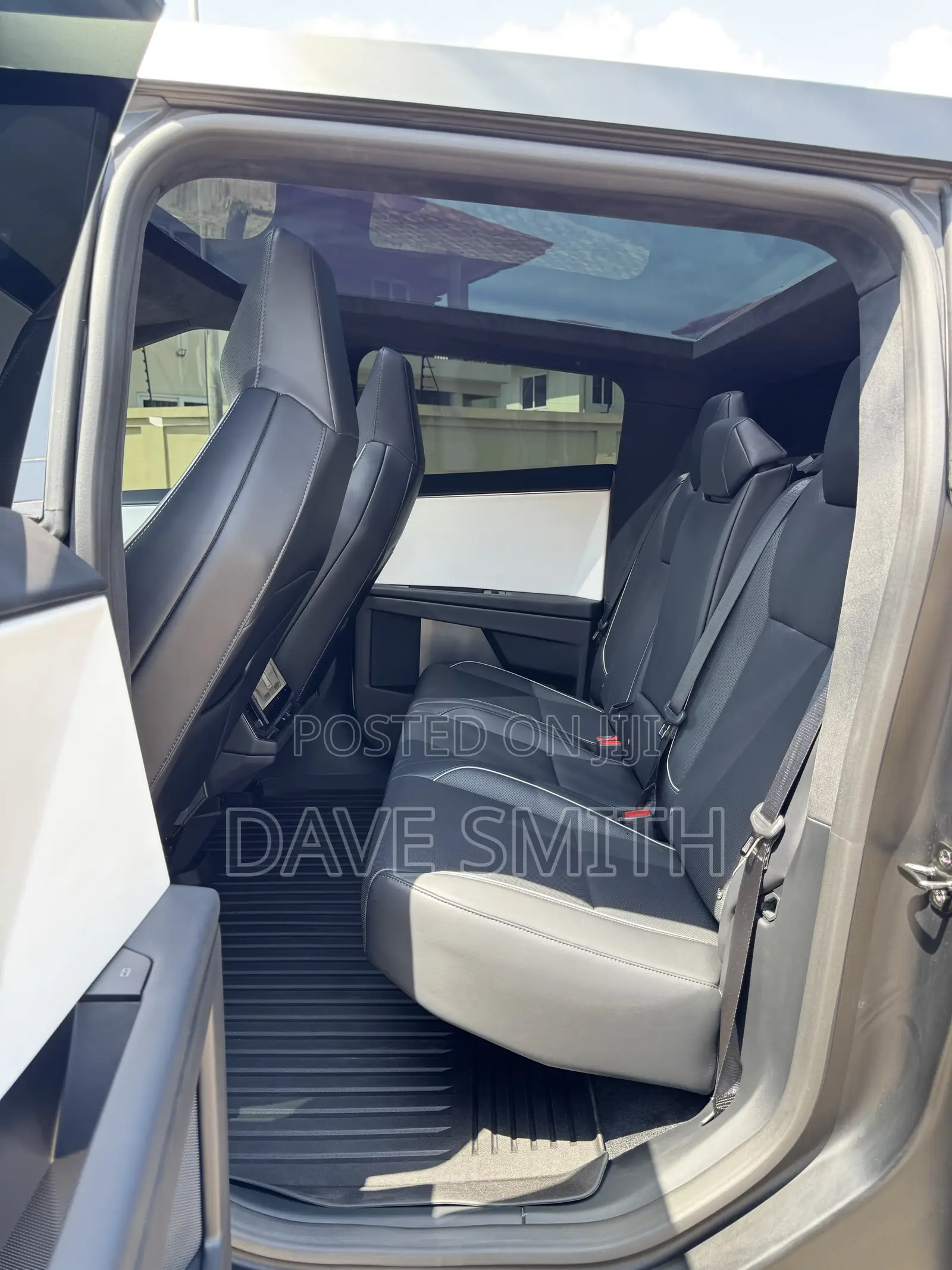 Tesla Cybertruck Cyberbeast 2024 Black