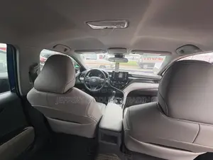 Toyota Camry 2023 Blue