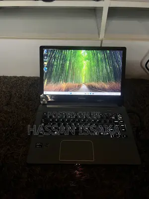 Laptop Toshiba Satellite U940 8GB Intel Core i5 HDD+SSD 750GB