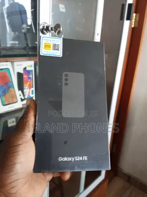 New Samsung Galaxy S24 FE 256 GB Black
