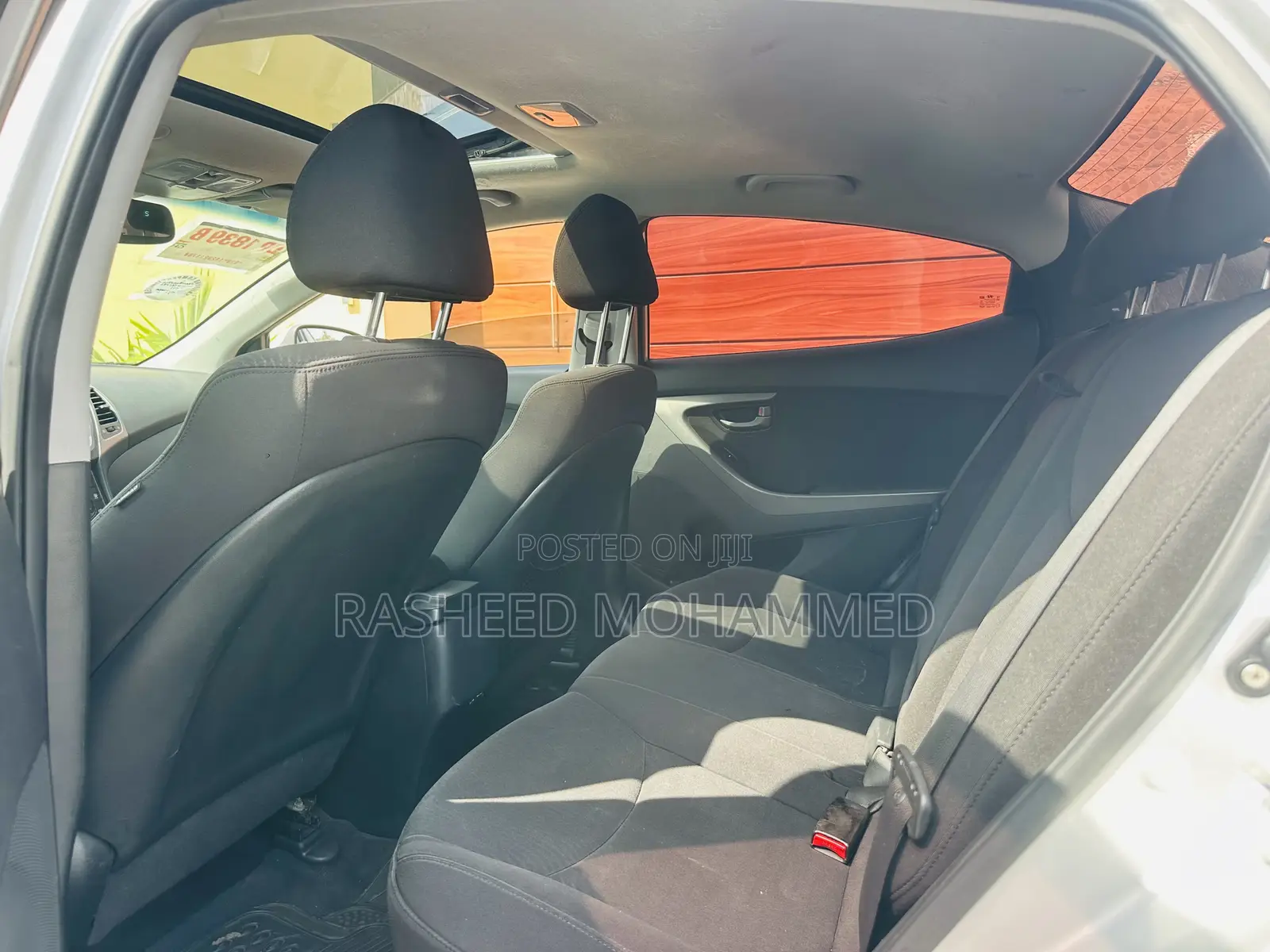Hyundai Elantra Limited 4dr Sedan (1.8L 4cyl 6A) 2015 Silver
