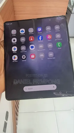 New Samsung Galaxy Z Fold4 256 GB Black