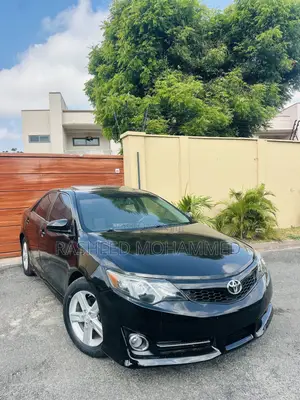 Toyota Camry SE 4dr Sedan (2.5L 4cyl 6A) 2014 Black