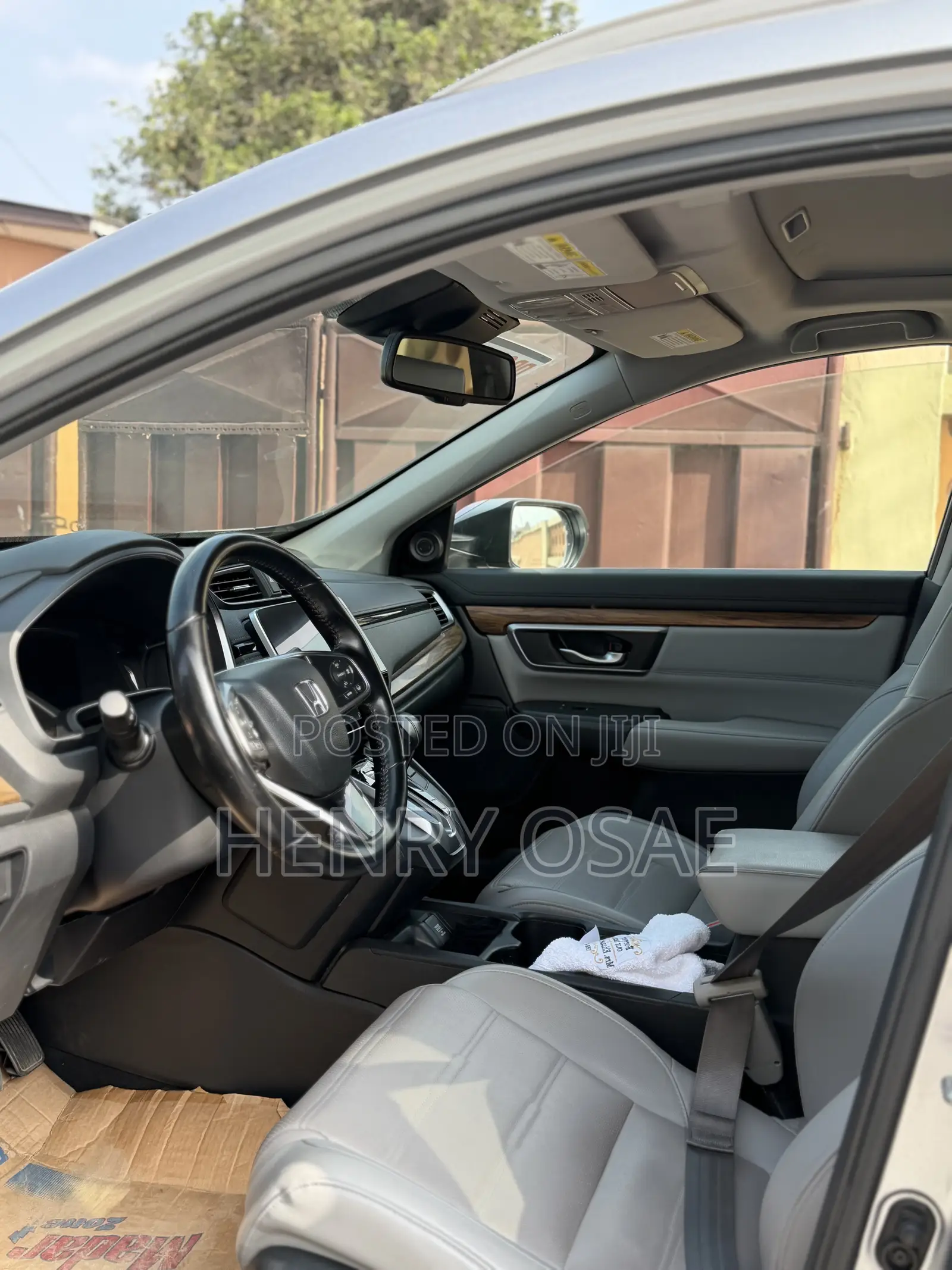Honda CR-V Touring AWD 2018 Gray