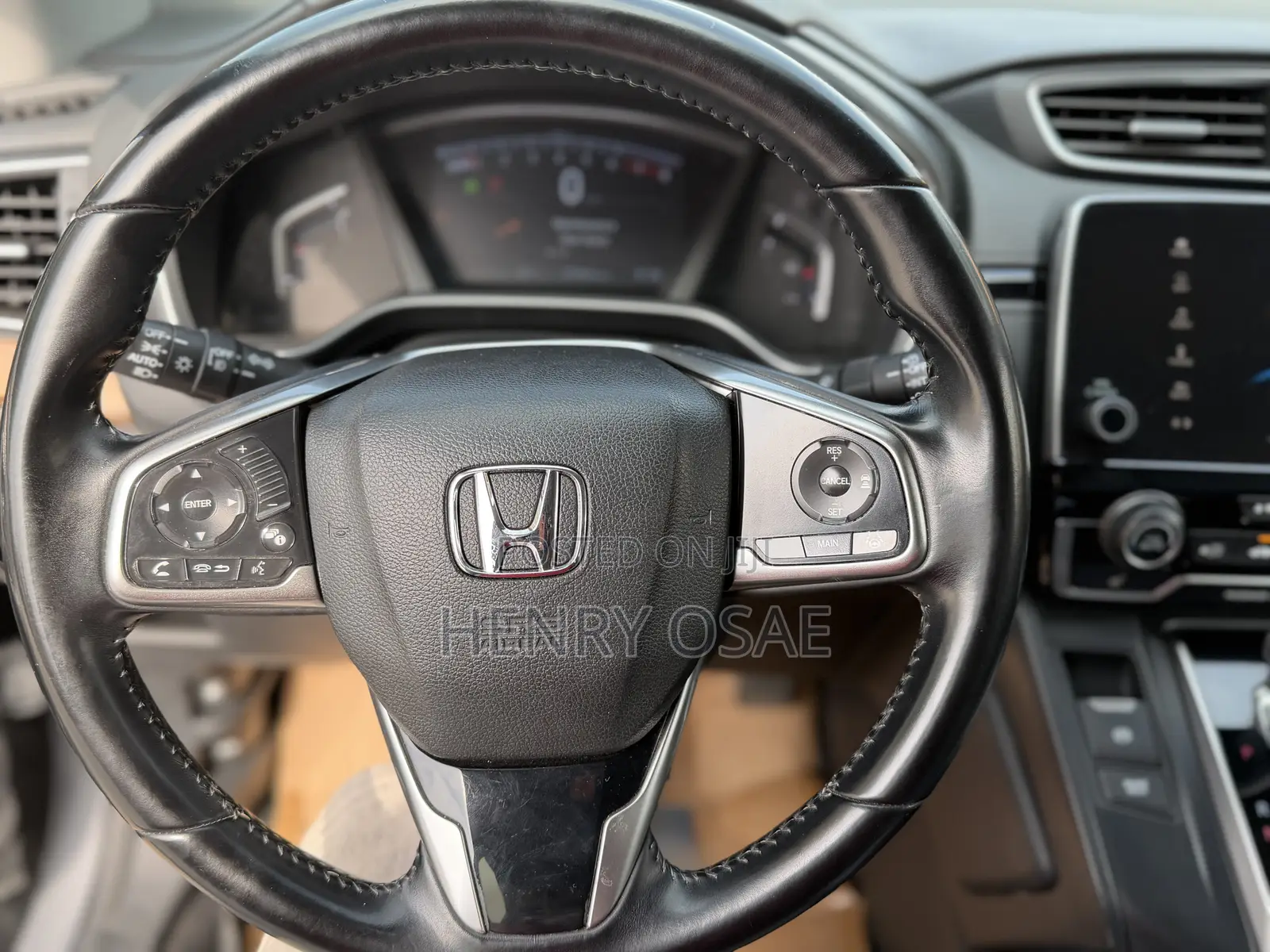 Honda CR-V Touring AWD 2018 Gray