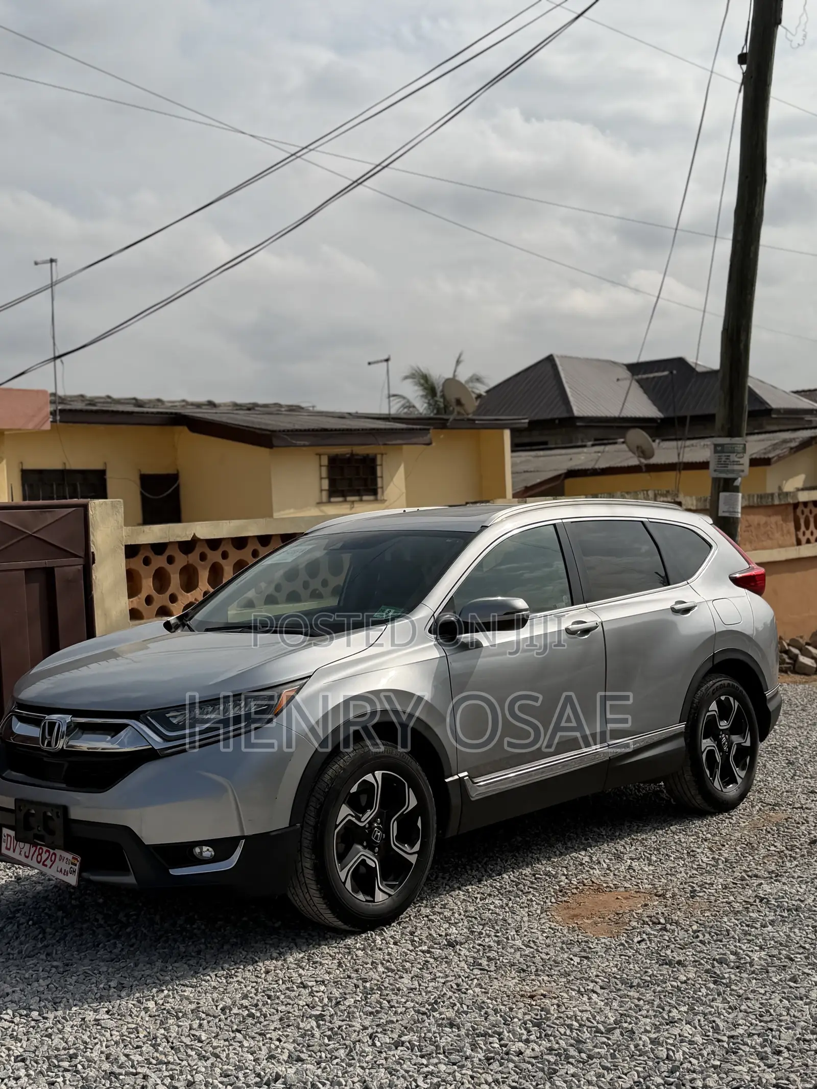 Honda CR-V Touring AWD 2018 Gray