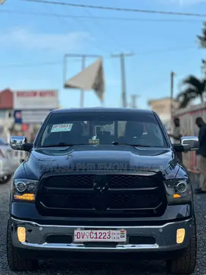 RAM 1500 2018 Black
