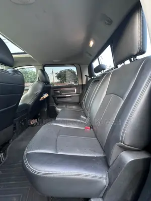 RAM 1500 2018 Black