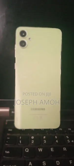 Samsung Galaxy A05 64 GB Black