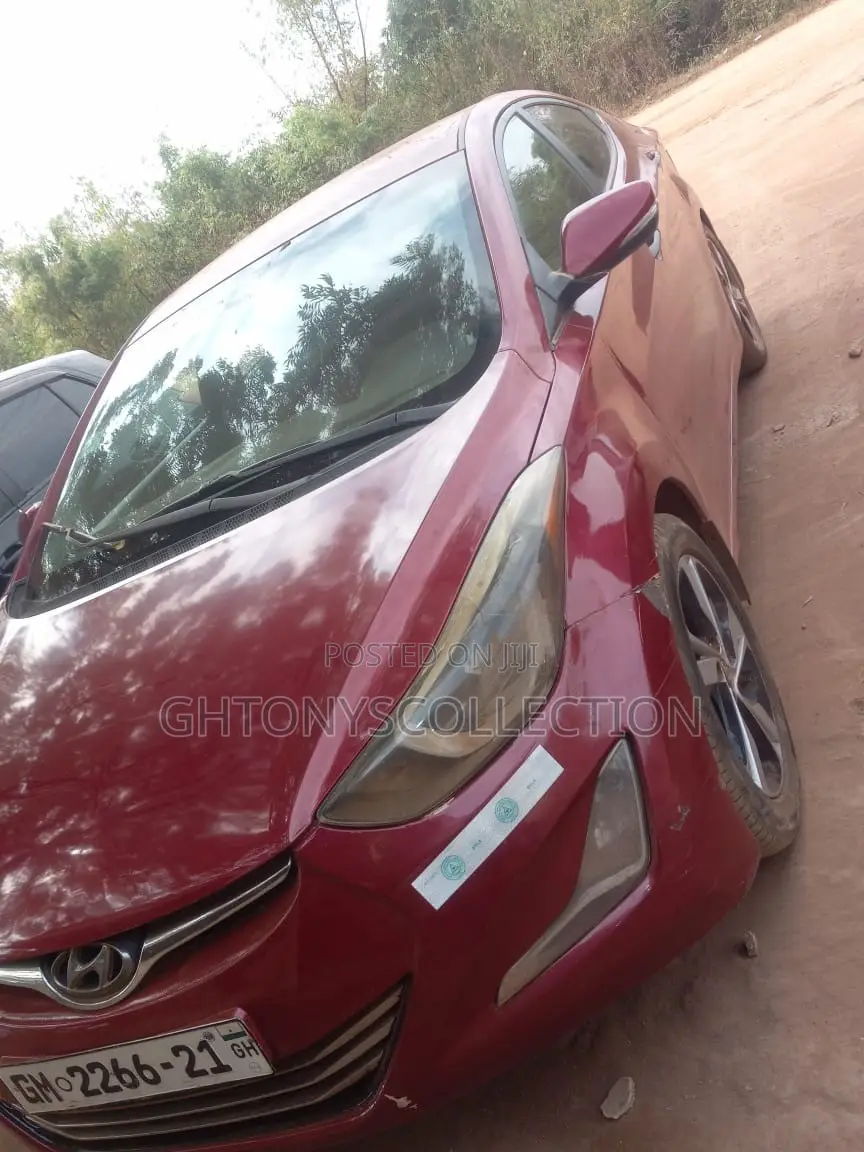Hyundai Elantra 2014 Red