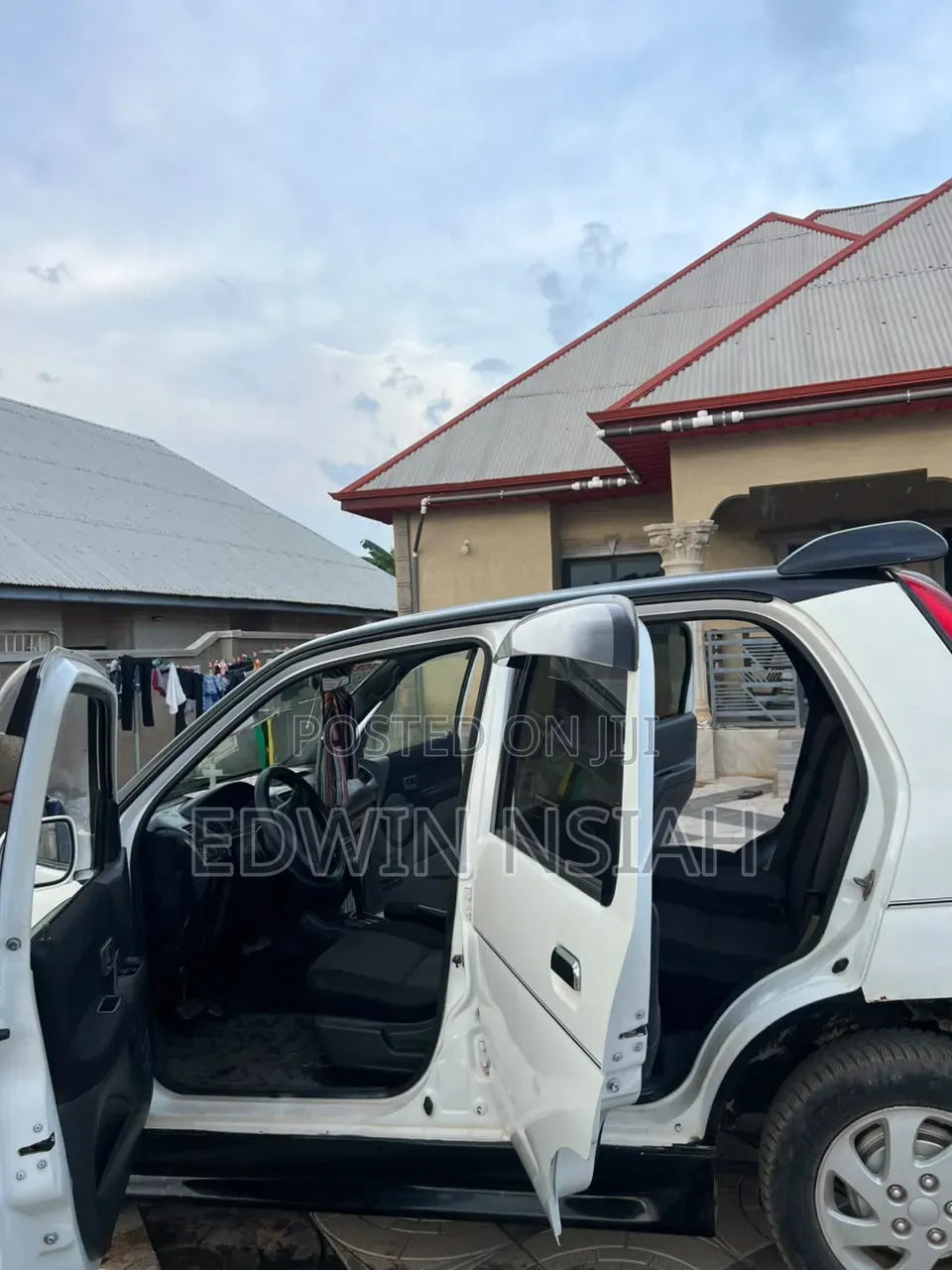 Daihatsu Mira 2010 White