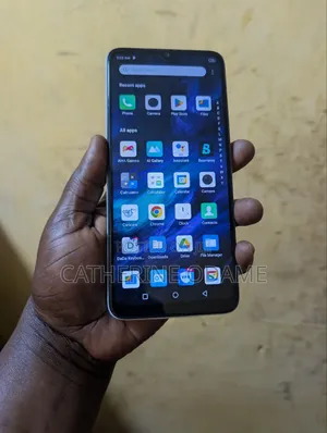 Infinix Smart 7 HD 64 GB White