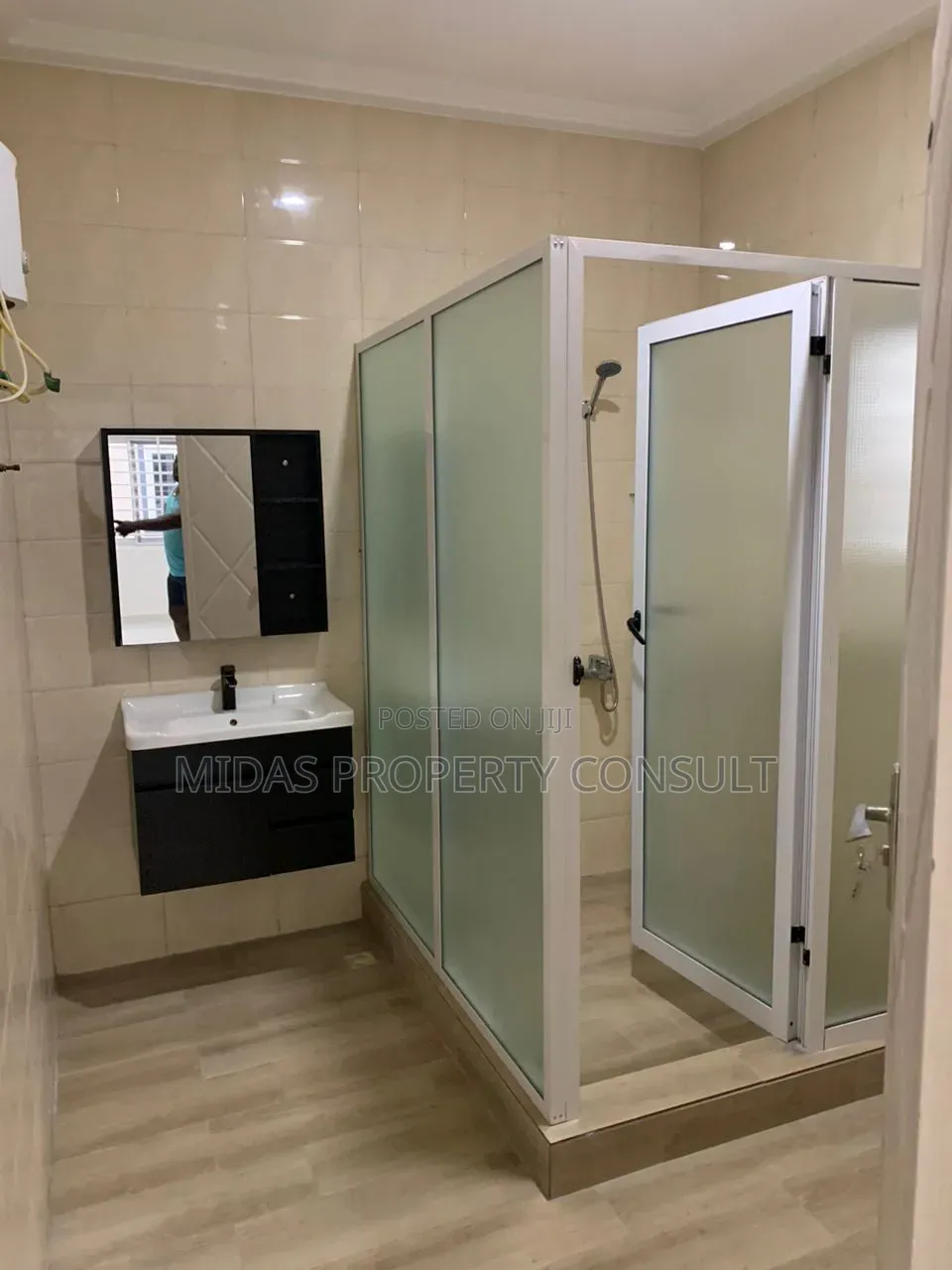 4bdrm House in East Legon Hills, Lake Side Estate for rent