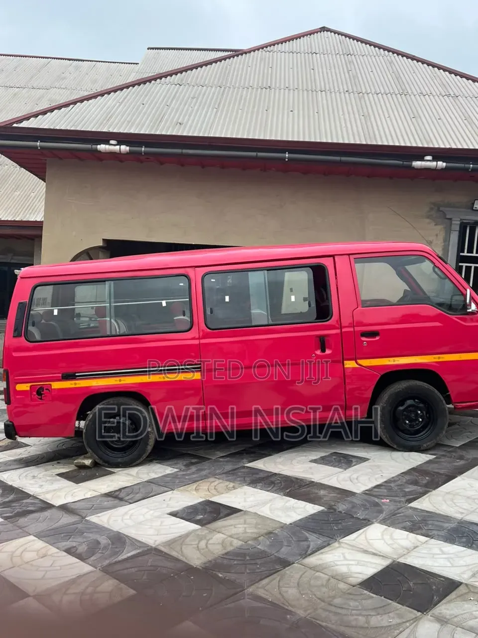 Nissan Caravan (Urvan) 1999