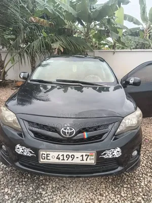 Toyota Corolla 2012 Brown