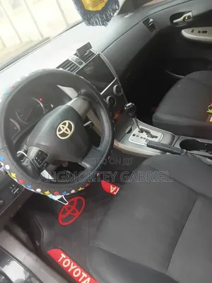 Toyota Corolla 2012 Brown