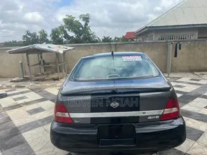 Nissan Altima GXE 1999 Gray