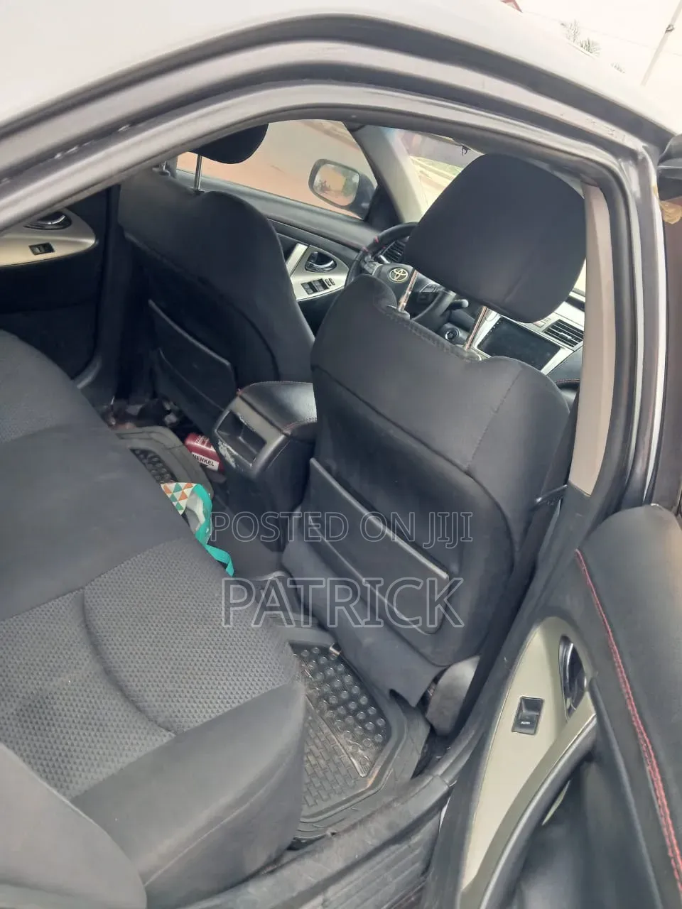 Toyota Camry SE 4dr Sedan (2.5L 4cyl 6AM) 2010 Gray