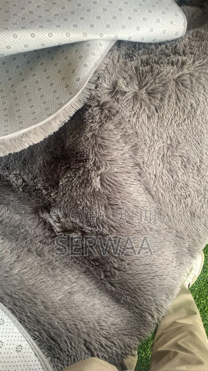 200x300 Heavy Fluffy Carpet