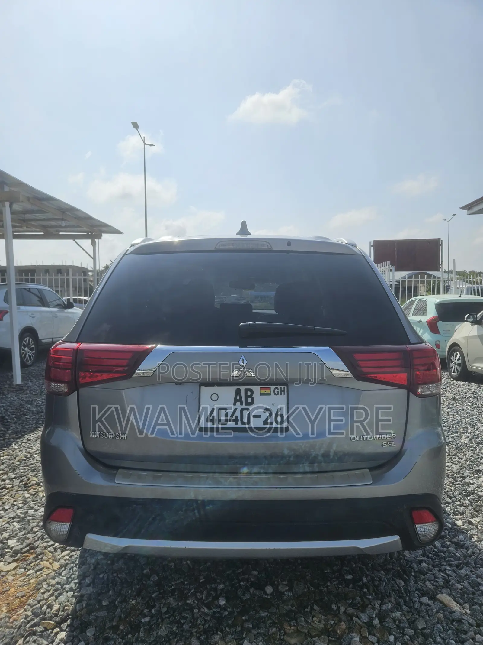 Mitsubishi Outlander SEL FWD 2018 Gray
