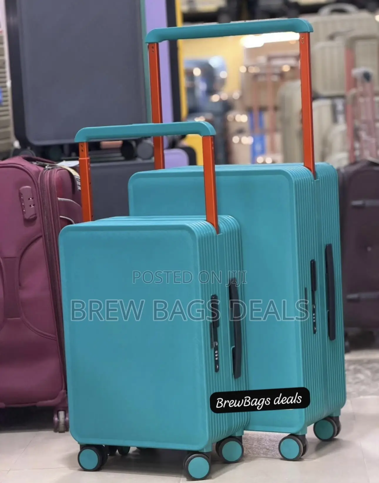 Premium Quality 2in1 Luxury Solid Zipless Traveling Bag.