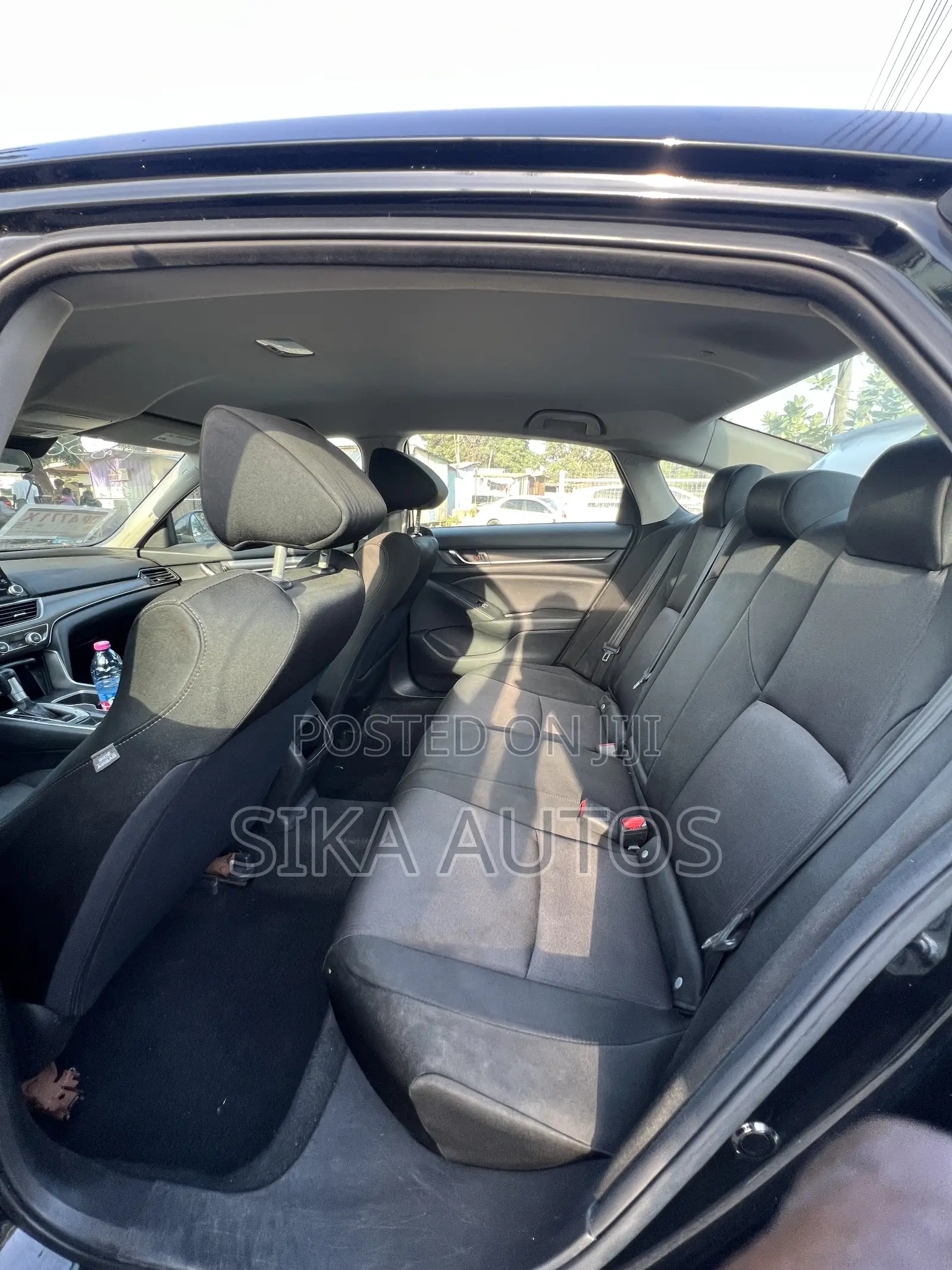 Honda Accord LX (1.5L 4cyl Turbo CVT) 2019 Black