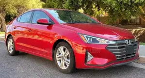 Hyundai Elantra 2020 Red