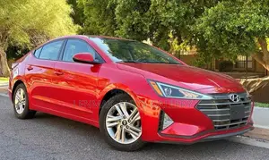 Hyundai Elantra 2020 Red