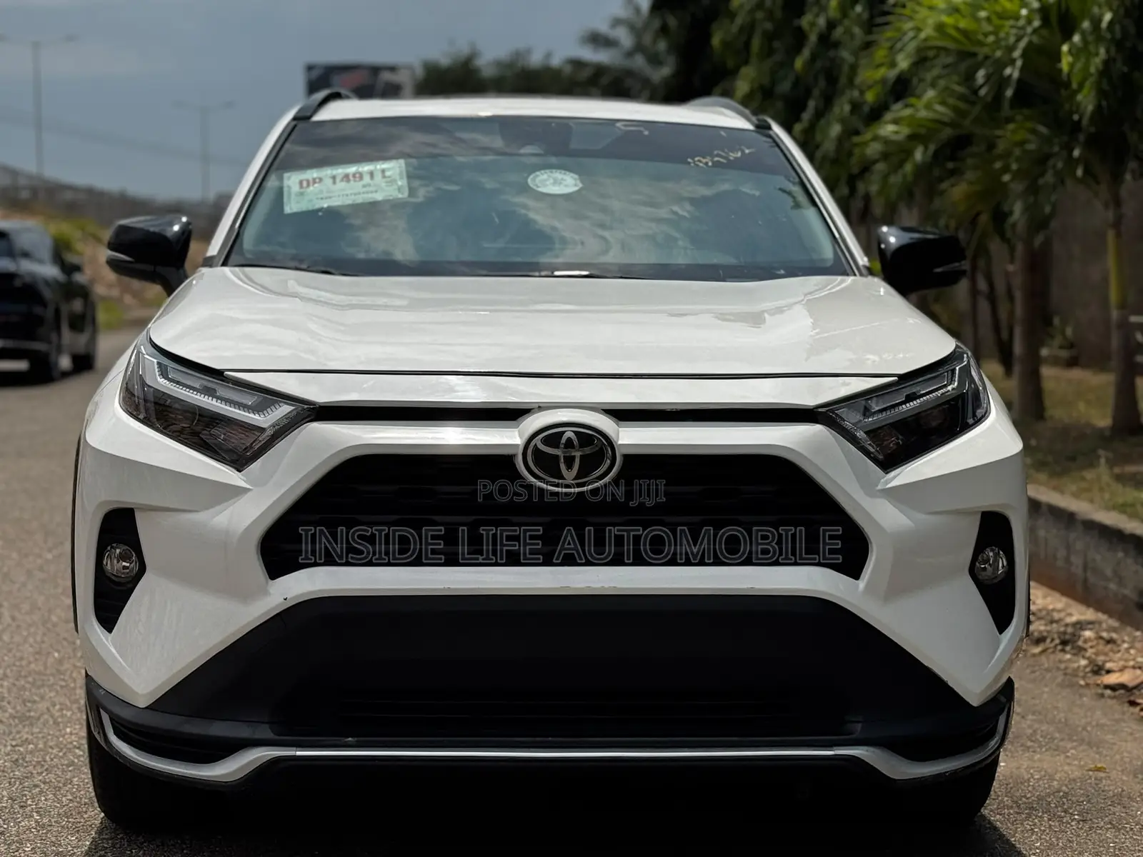 Toyota RAV4 2025 White