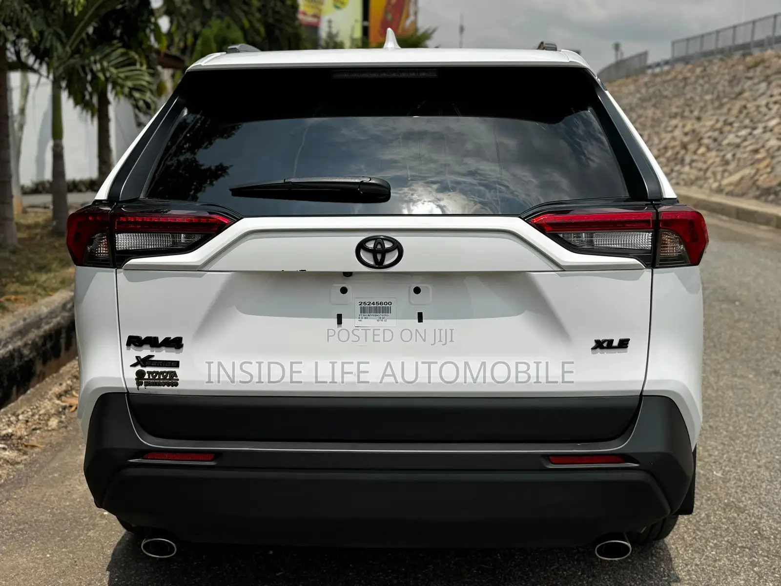Toyota RAV4 2025 White