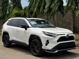 Toyota RAV4 2025 White