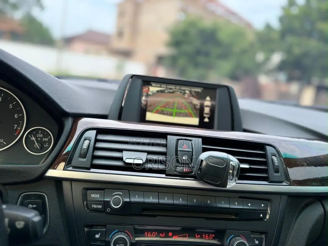 BMW 328i 2015 White