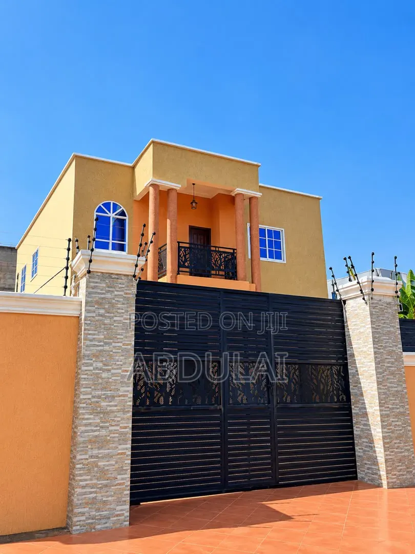 Furnished 4bdrm Bungalow in Abu Abdulai, Kwabenya for sale