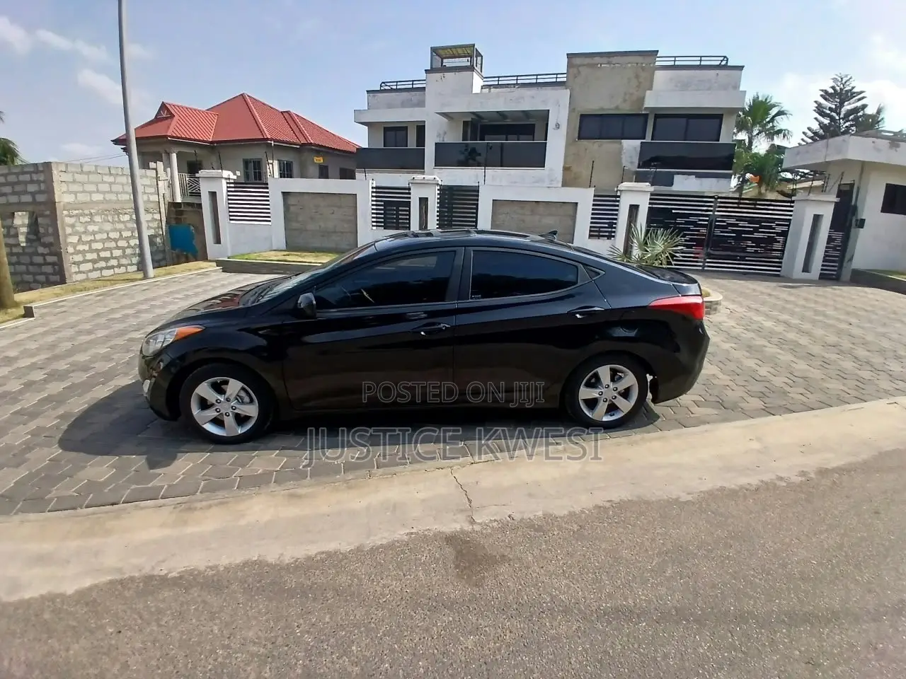 Hyundai Elantra GLS Sedan FWD (1.8L 4cyl 6A) 2013 Black